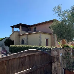 https://2-bedroom-apartment-close-to-bados-beach.in-sardinia.net
